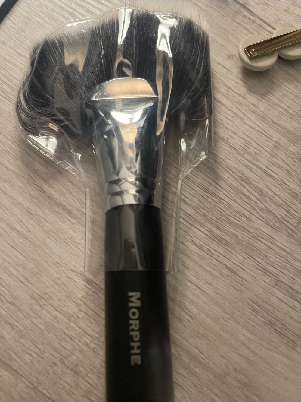 Morphe M495 Flawless Face Brush in Black